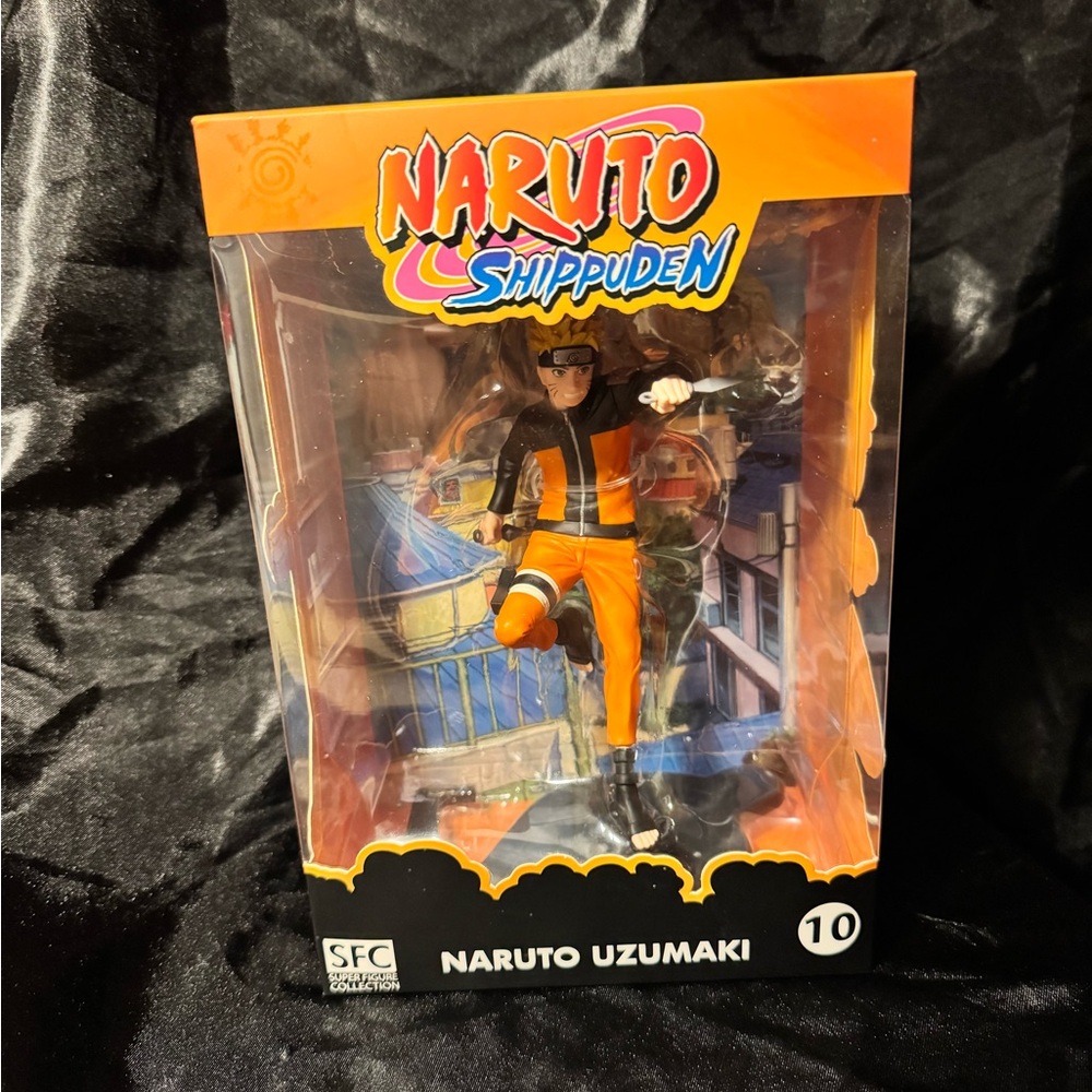 Naruto Uzumaki 9.75" collectors figure